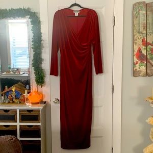 Beautiful RED velvet long evening gown dress